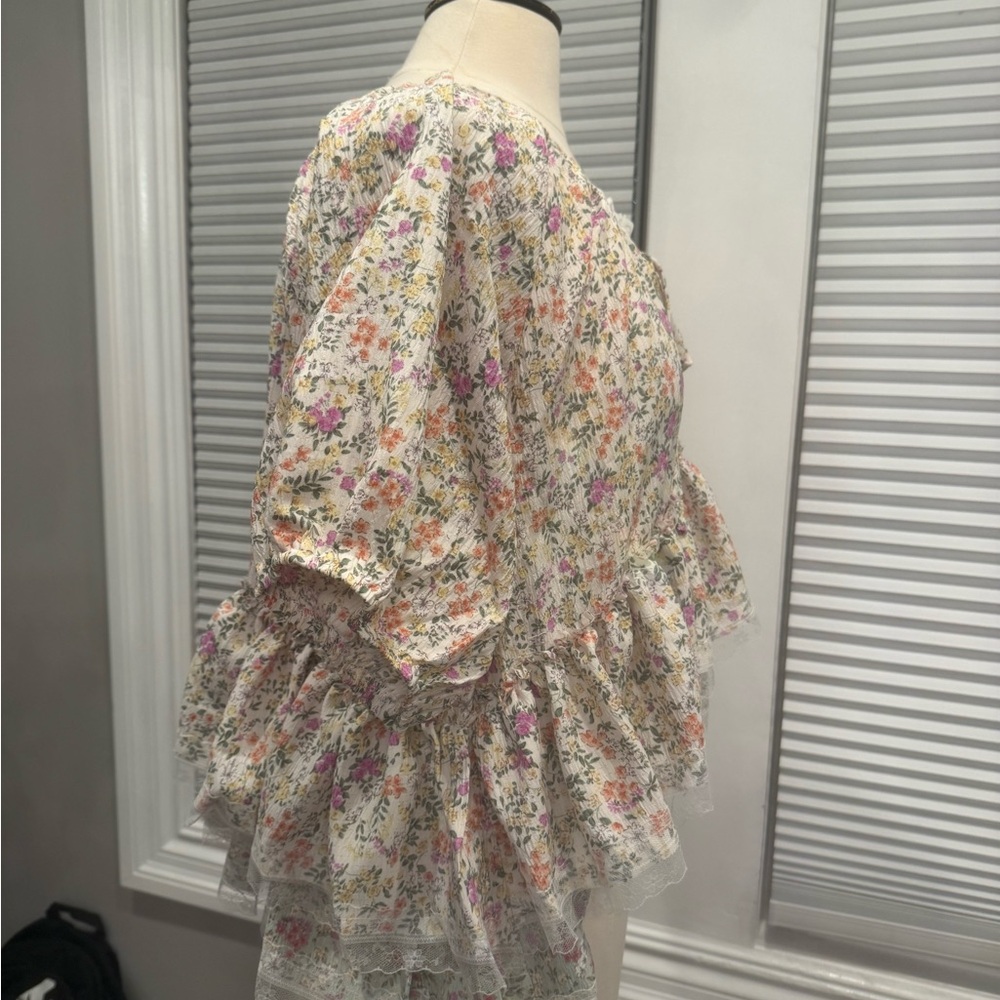 POL Floral Ruffle Blouse - Picture 9 of 10